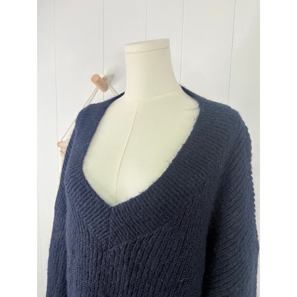 Zara Stretch Wool Blend V Neck Sweater Size Large Navy Blue Oversized Slouchy - Picture 3 of 9